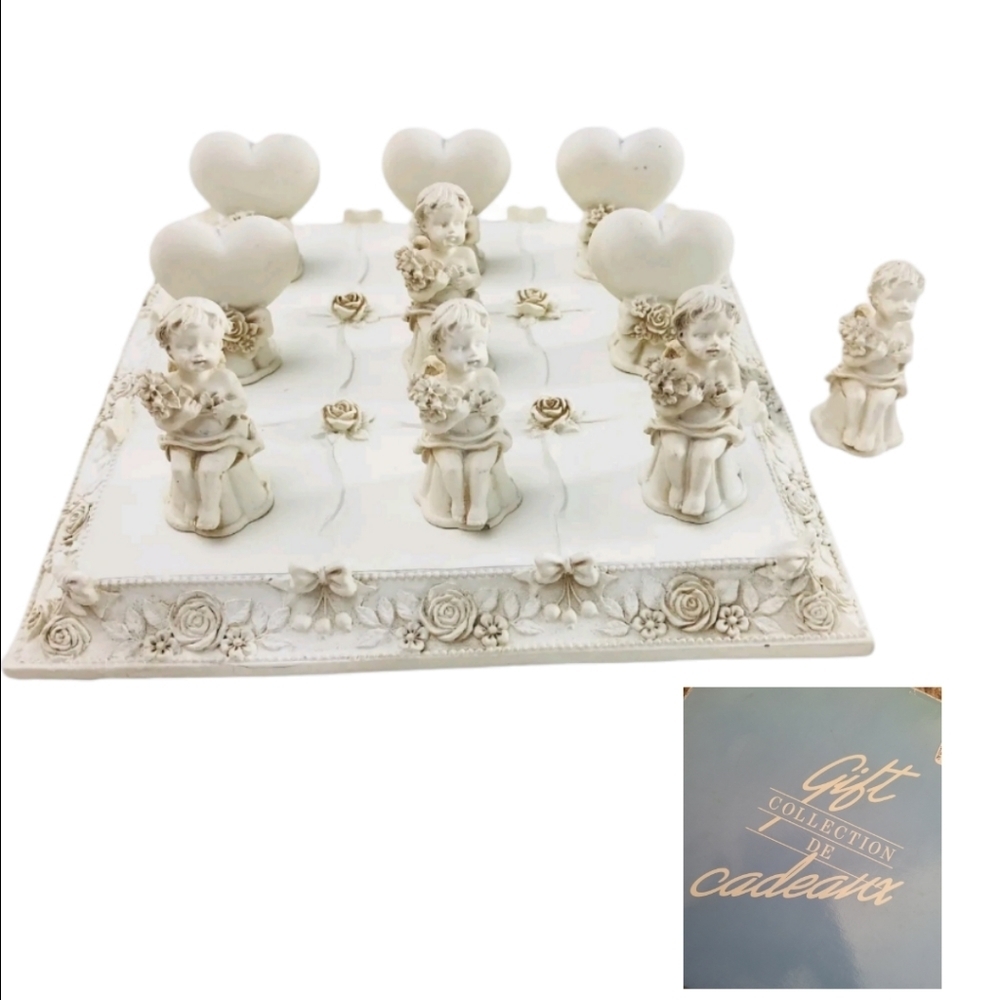 Avon 2004 Cherub Tic Tac Toe Game Set White Angel Heart Resin Decorative Decor